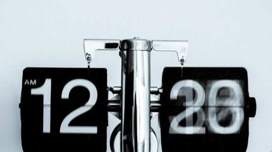 Analog timepiece